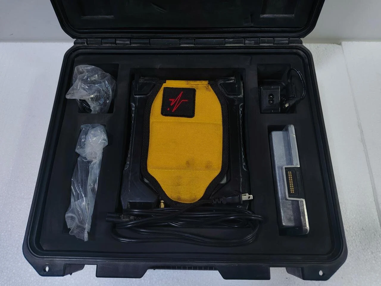APPLIED INSTRUMENTS XR-3 Modular Test Instrument Base
