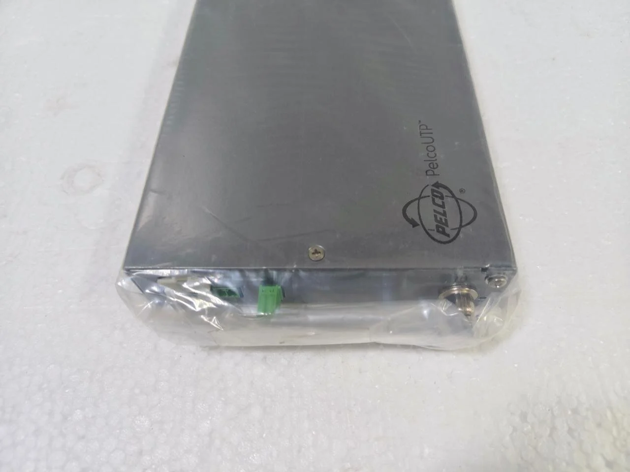 Pelco TW3001AR 5060 Hz 2.5 W 1-Channel Active UTP Receiver